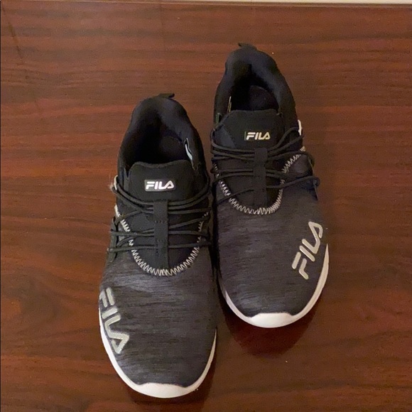 fila shoes size 3
